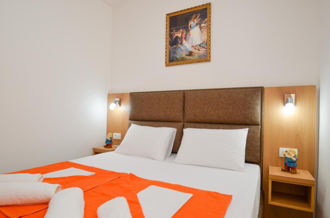 בודווה Apartments Ivanovic מראה חיצוני תמונה