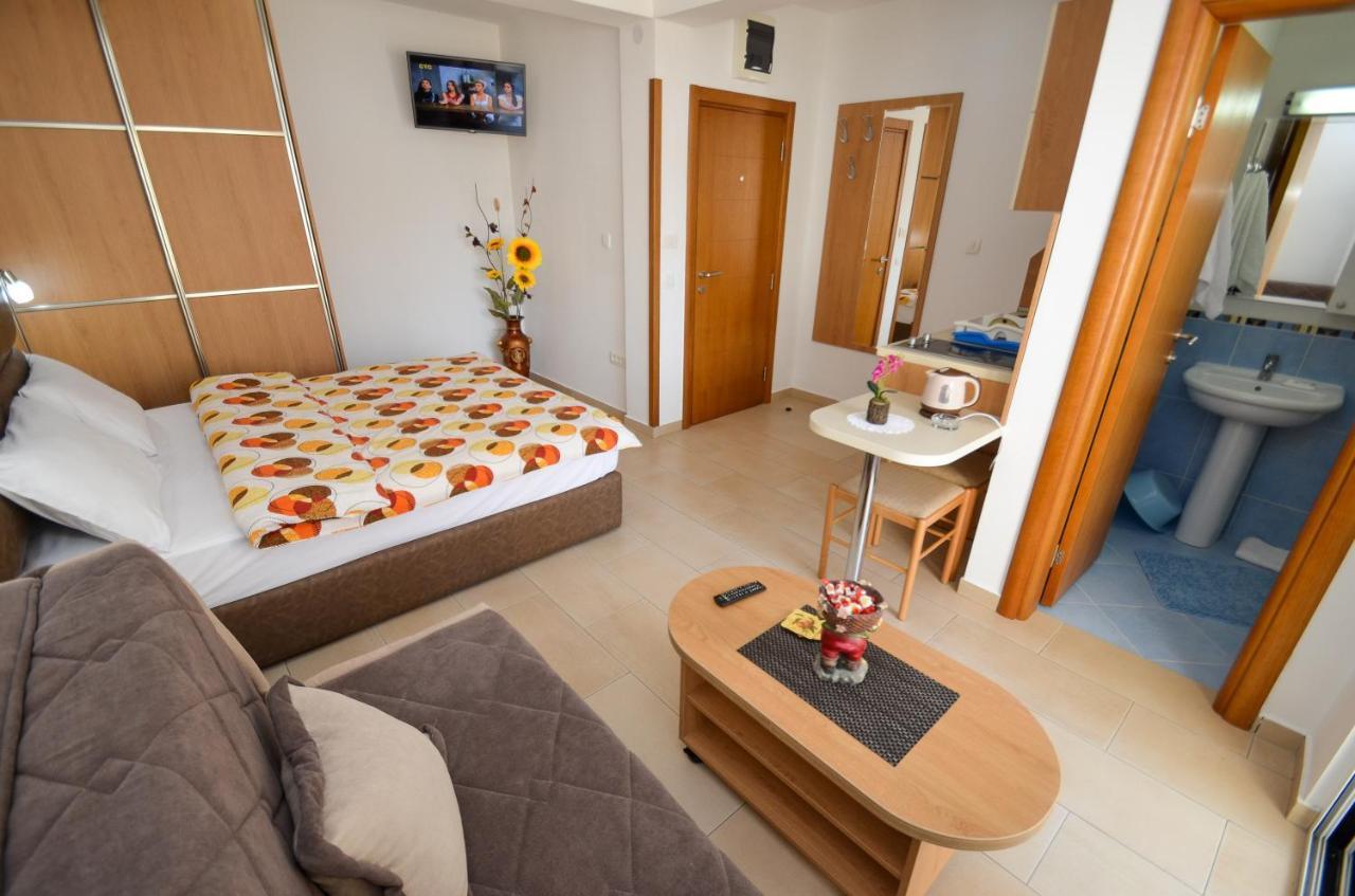 בודווה Apartments Ivanovic מראה חיצוני תמונה